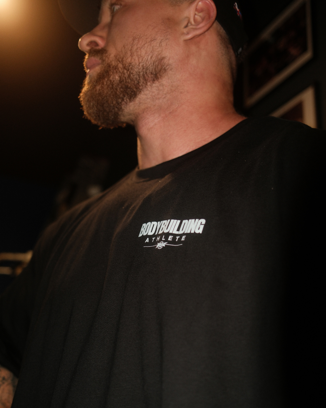 BODYBUILDING ATHLETE